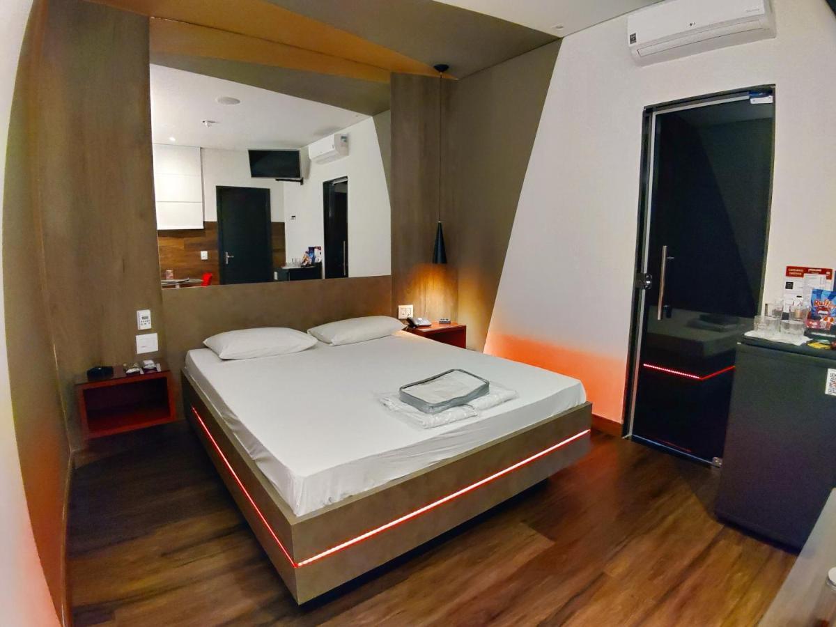 Motel Caribe Belo Horizonte Extérieur photo