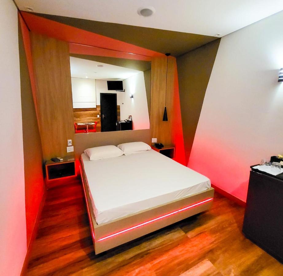 Motel Caribe Belo Horizonte Extérieur photo
